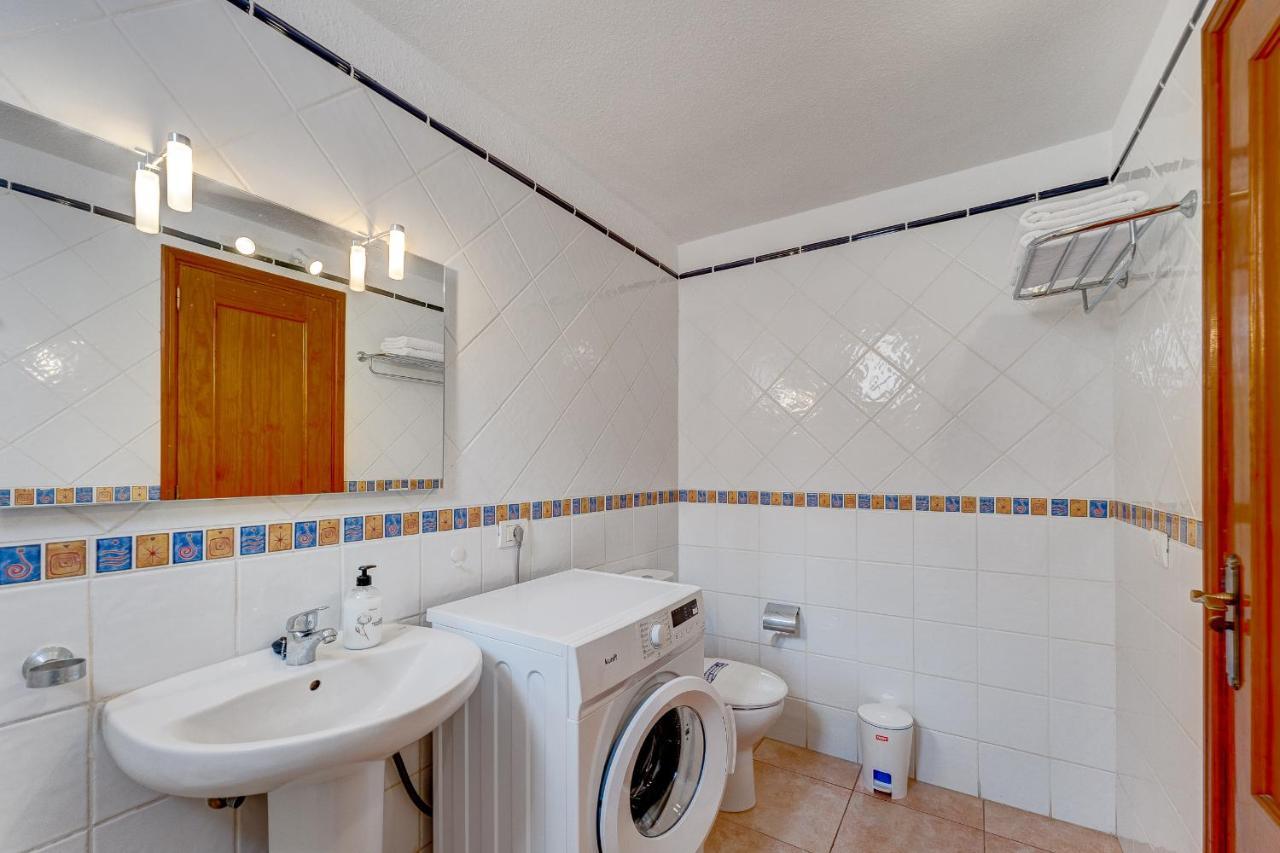 Pretty 1B Apartment In Diamantes 2, Heated Pool Los Cristianos  Esterno foto