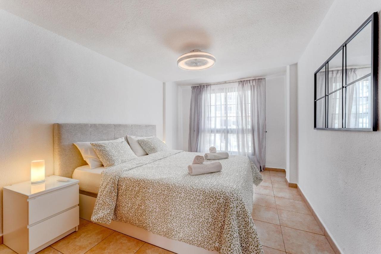 Pretty 1B Apartment In Diamantes 2, Heated Pool Los Cristianos  Esterno foto